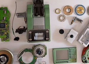 سرویس و تعمیرات تخصصی توتال استیشن